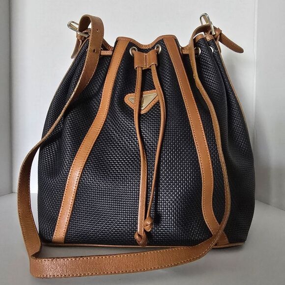 Authentic Yves Saint Laurent Black Drawstring Bucket Bag - Picture 1 of 11